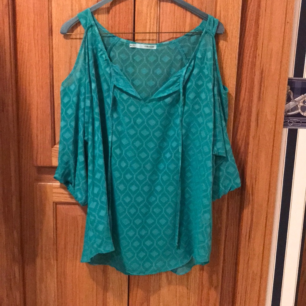 Maurice’s cold shoulder top